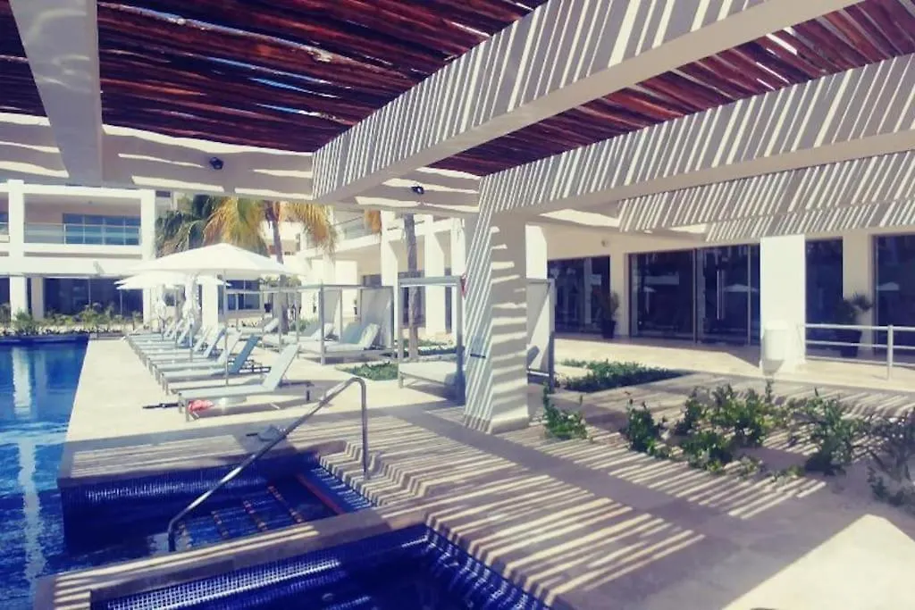Apartment La Amada Residences. Best Stay Cancun